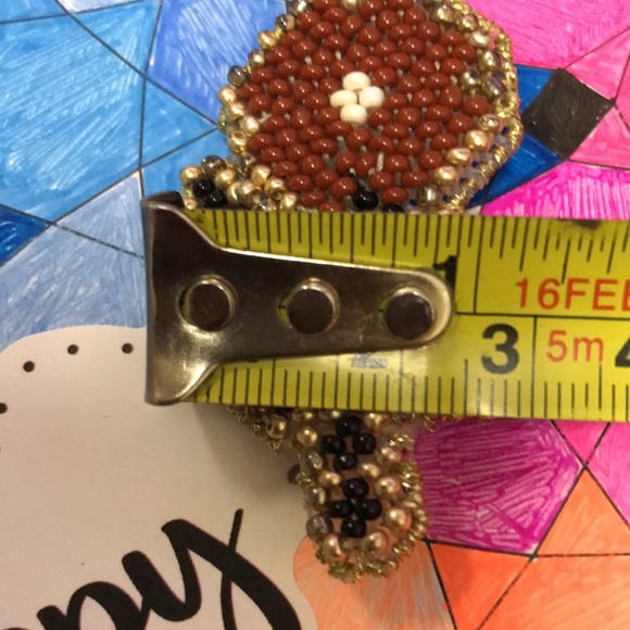 Flower Brooch - Picture 7 of 8